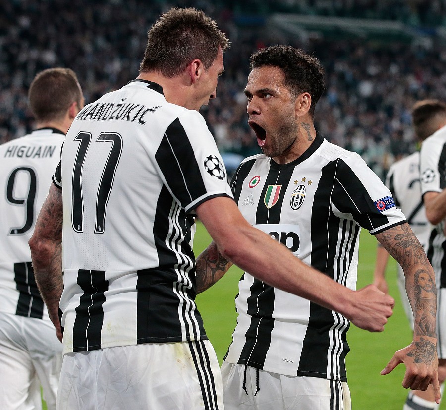  摩纳哥青训新星崛起，十七岁小将首秀破门  